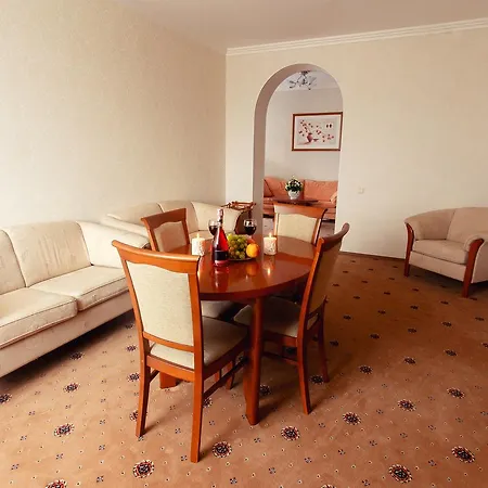 Feriested Paradiz Polyana (Transcarpathia)