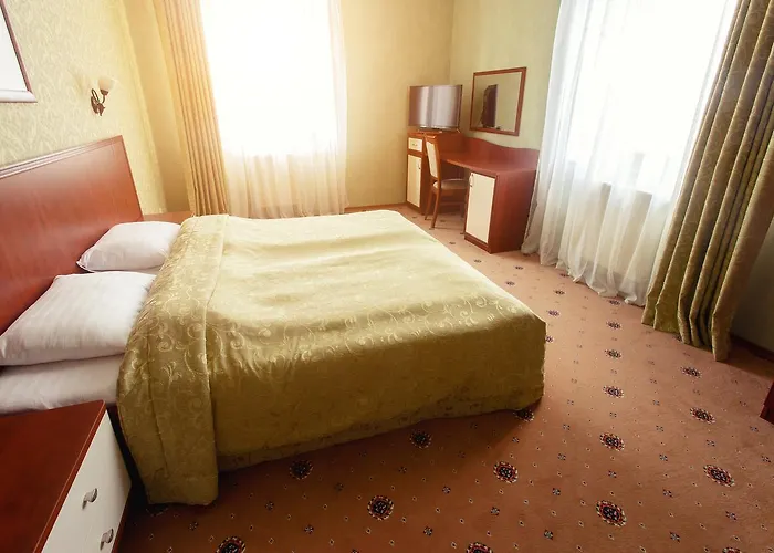 Paradiz * 波利亚纳